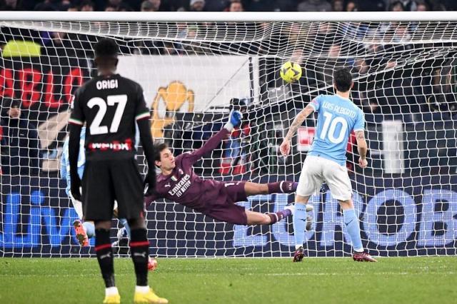 1674607295886080429.jpg 1674607283.jpg